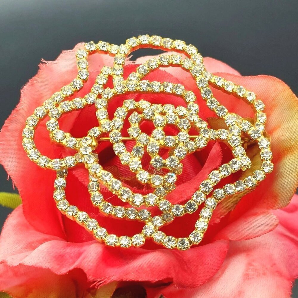 Gold Tone & Clear Crystal Rhinestone Rose Flower Brooch Pin Gift Jewelry MINT